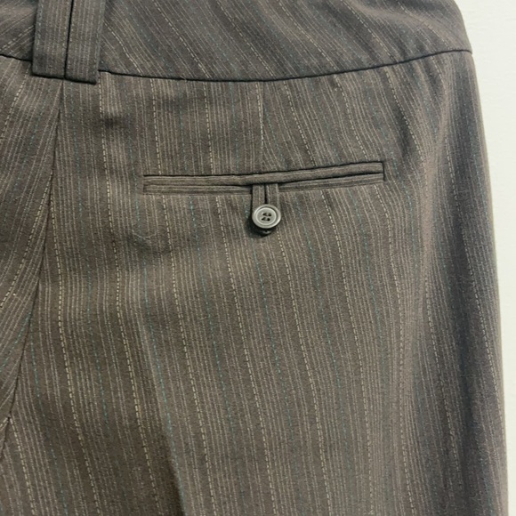 Women’s dress slacks - Picture 3 of 6